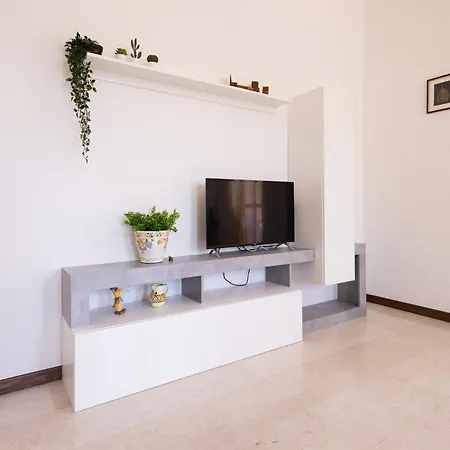 Iseolakerental - Casa Pluto * Lovere