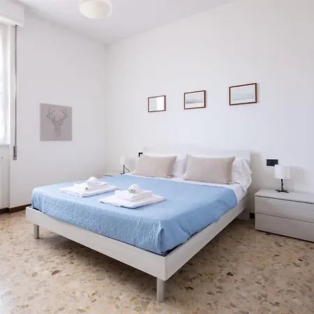 Iseolakerental - Casa Pluto Lejlighed Lovere