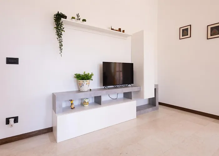 Iseolakerental - Casa Pluto * Lovere