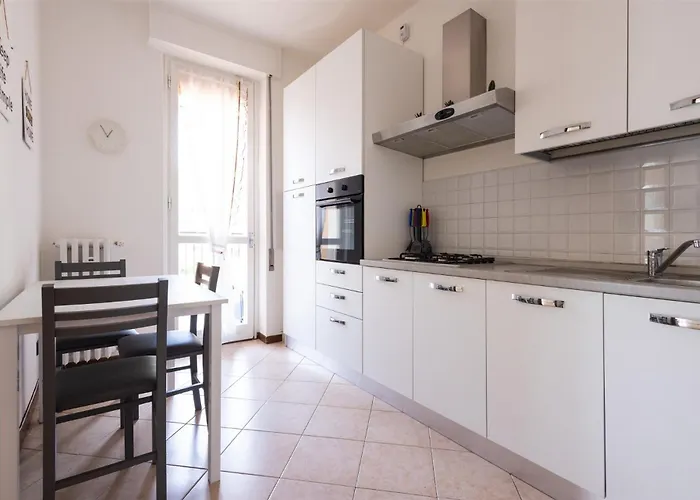 Iseolakerental - Casa Pluto *