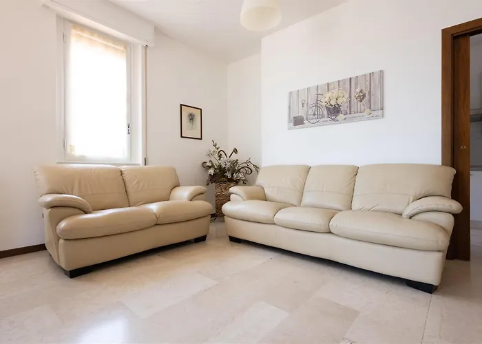 Iseolakerental - Casa Pluto * Lovere